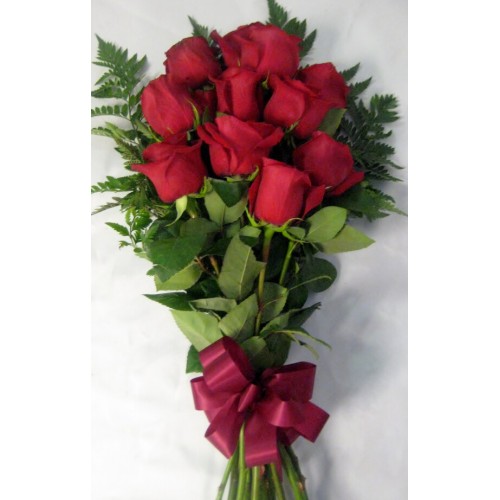 dozen red roses wrapped wrap n go florist